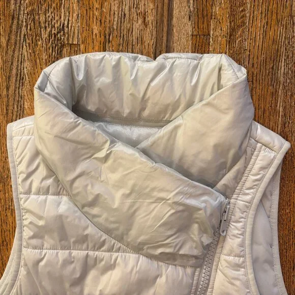 Silver Reebok Puffy 80's Vintage Vest Size Small - Picture 3 of 9